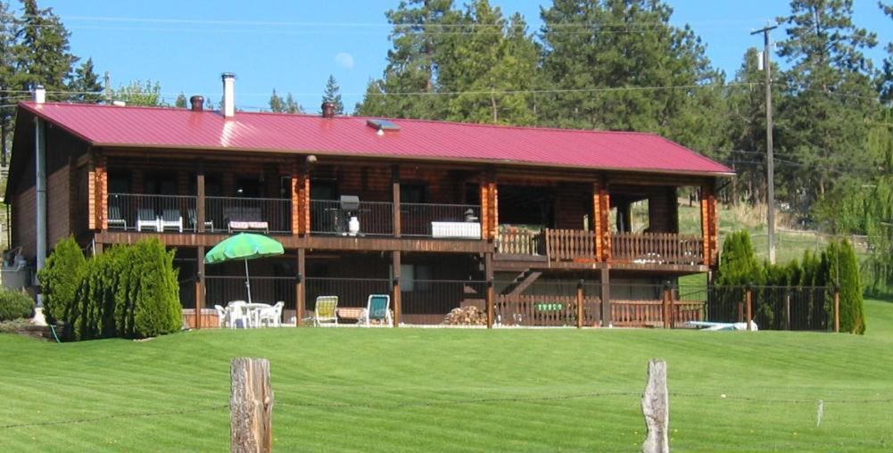 Kamloops Log Home Bed And Breakfast 외부 사진
